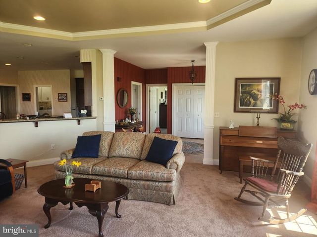 1043 SPRING VALLEY RD, Quarryville, PA 17566