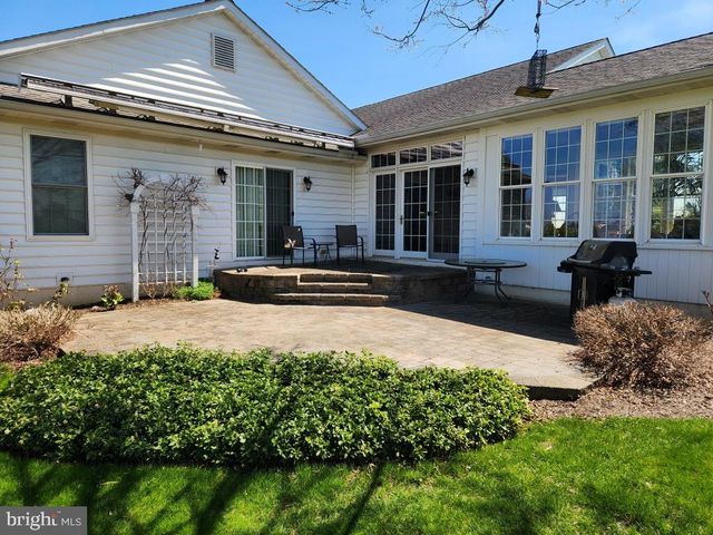 1043 SPRING VALLEY RD, Quarryville, PA 17566