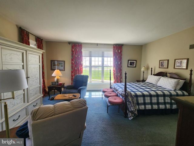 1043 SPRING VALLEY RD, Quarryville, PA 17566