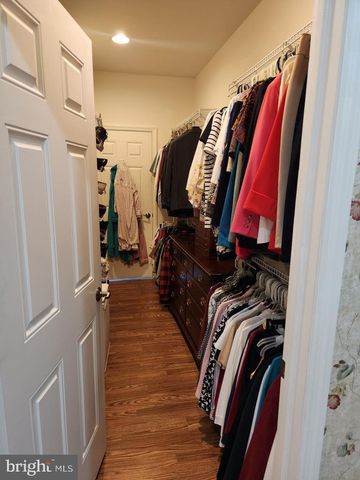1043 SPRING VALLEY RD, Quarryville, PA 17566