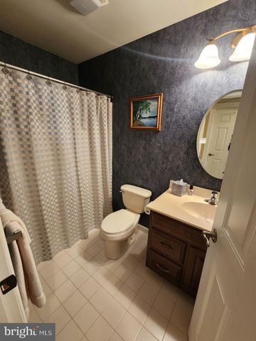 1043 SPRING VALLEY RD, Quarryville, PA 17566