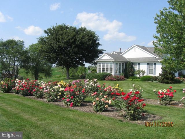 1043 SPRING VALLEY RD, Quarryville, PA 17566