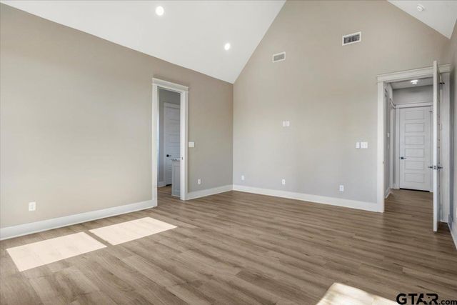 12181 Oak Grove Dr., Tyler, TX 75706