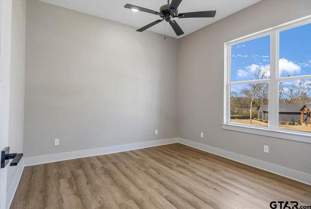 12181 Oak Grove Dr., Tyler, TX 75706