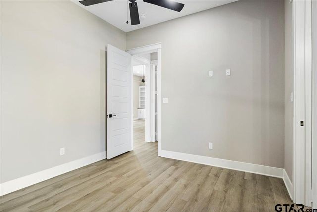 12181 Oak Grove Dr., Tyler, TX 75706