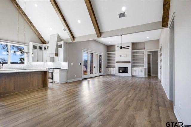 12181 Oak Grove Dr., Tyler, TX 75706