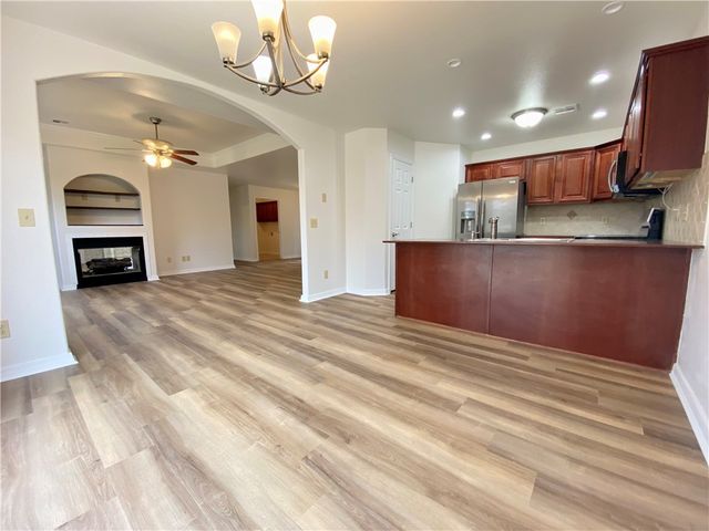 42 Millsap Circle, Bella Vista, AR 72715