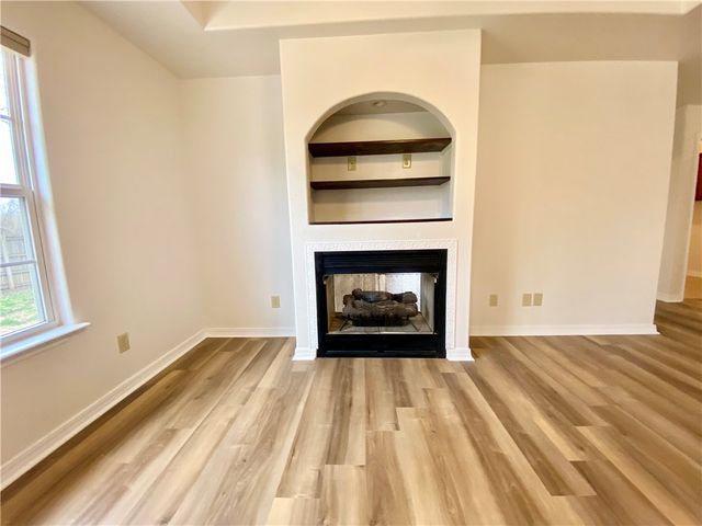 42 Millsap Circle, Bella Vista, AR 72715