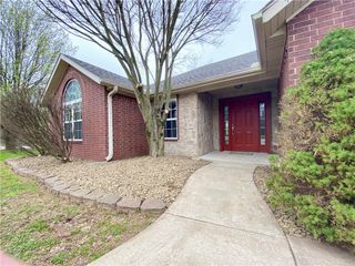 42 Millsap Circle, Bella Vista, AR 72715