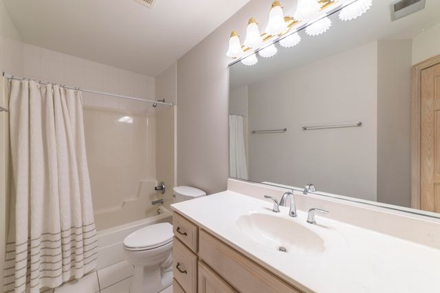 1620 Cherry Blossom Drive 3, Munster, IN 46321