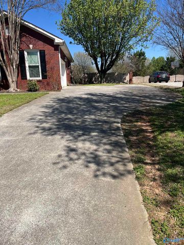 2629 Quarter Lane, Owens Cross Roads, AL 35763