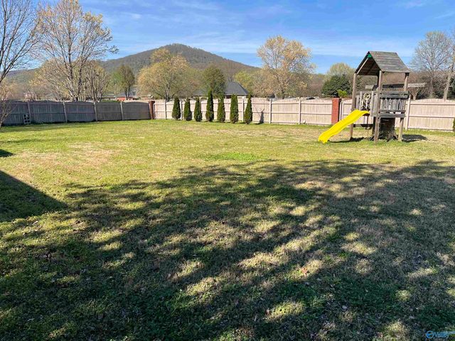 2629 Quarter Lane, Owens Cross Roads, AL 35763