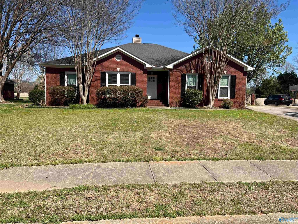 2629 Quarter Lane, Owens Cross Roads, AL 35763