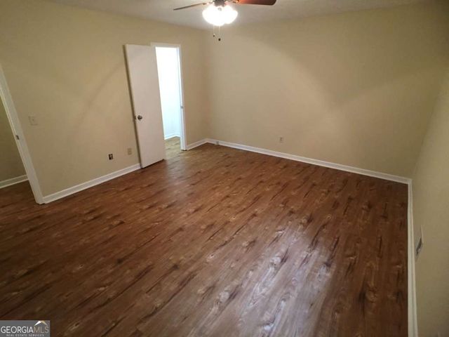 5040 Woodland Drive NW, Kennesaw, GA 30152