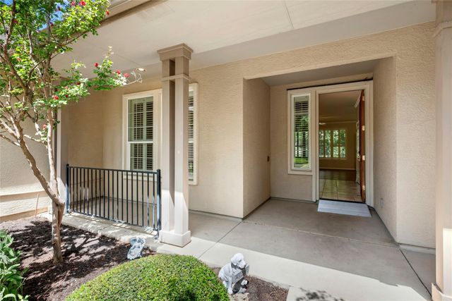 116 Grapevine LN, Georgetown, TX 78633