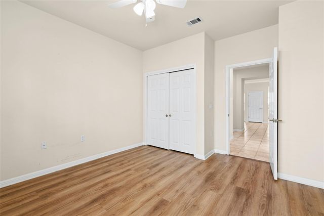 116 Grapevine LN, Georgetown, TX 78633