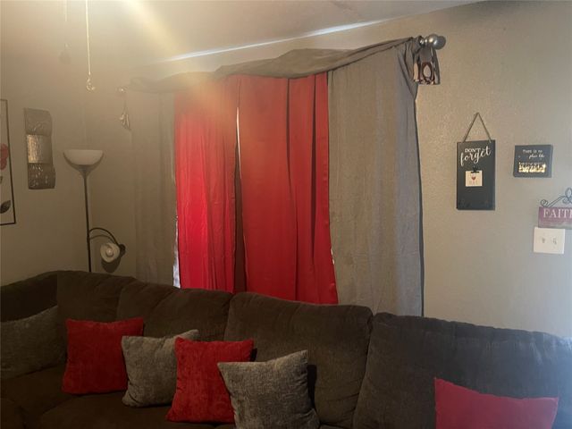 2646 Lindholm Street, Shreveport, LA 71108