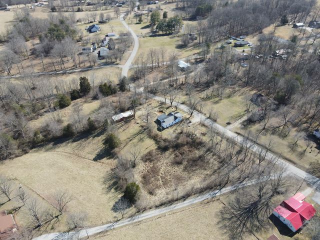 397 I B Maynard St, Spencer, TN 38585