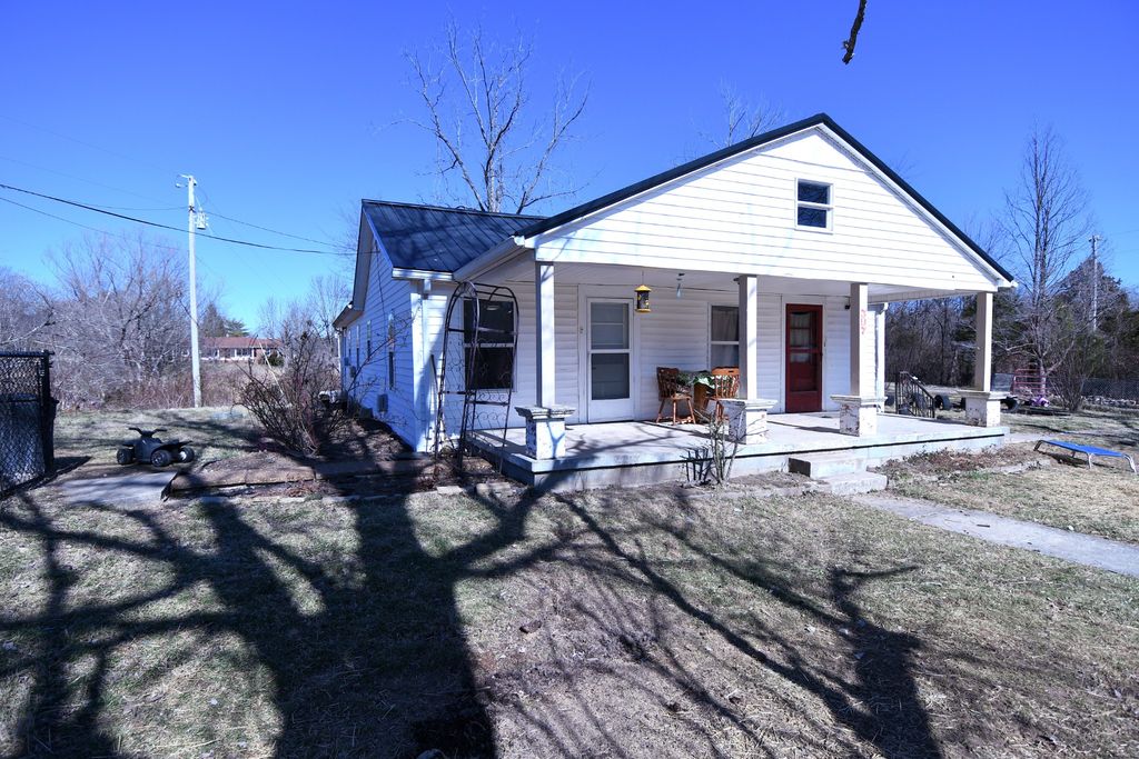 397 I B Maynard St, Spencer, TN 38585