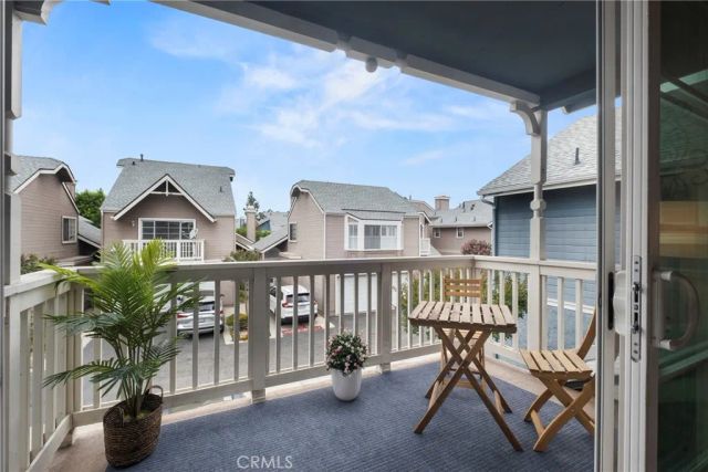 1866 Rory Lane 5, Simi Valley, CA 93063