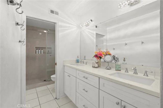 1866 Rory Lane 5, Simi Valley, CA 93063