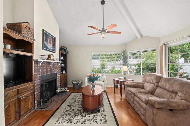1866 Rory Lane 5, Simi Valley, CA 93063