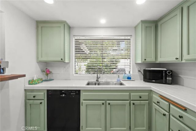 1866 Rory Lane 5, Simi Valley, CA 93063