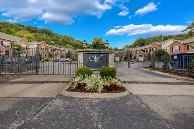 6952 Highway 70 S Apt 124, Nashville, TN 37221