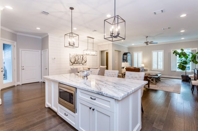 2413 Detering Street, Houston, TX 77007