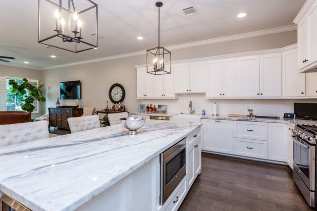 2413 Detering Street, Houston, TX 77007