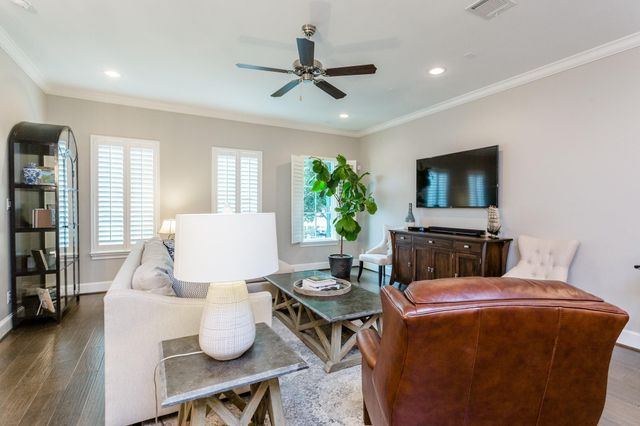 2413 Detering Street, Houston, TX 77007