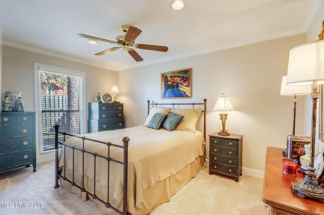 2590 Rue Palafox, Biloxi, MS 39531