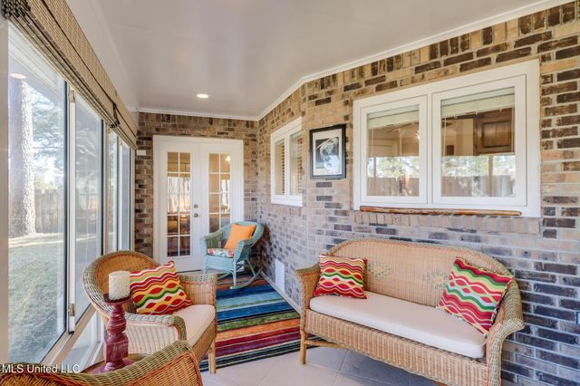 2590 Rue Palafox, Biloxi, MS 39531