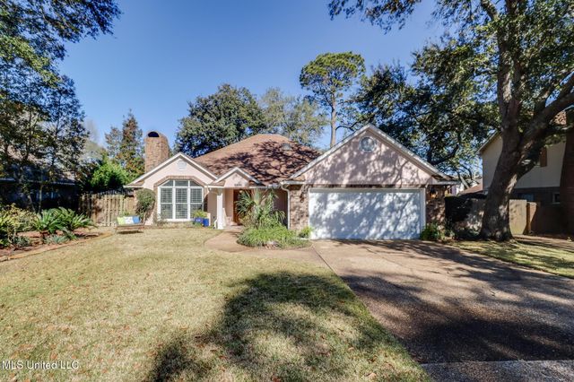 2590 Rue Palafox, Biloxi, MS 39531