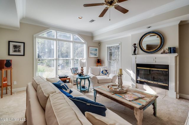 2590 Rue Palafox, Biloxi, MS 39531