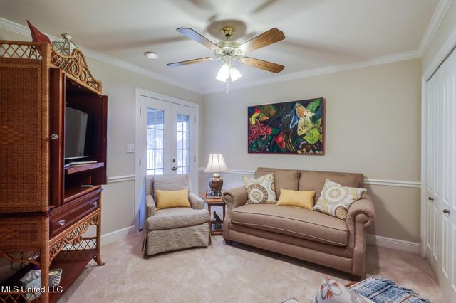 2590 Rue Palafox, Biloxi, MS 39531