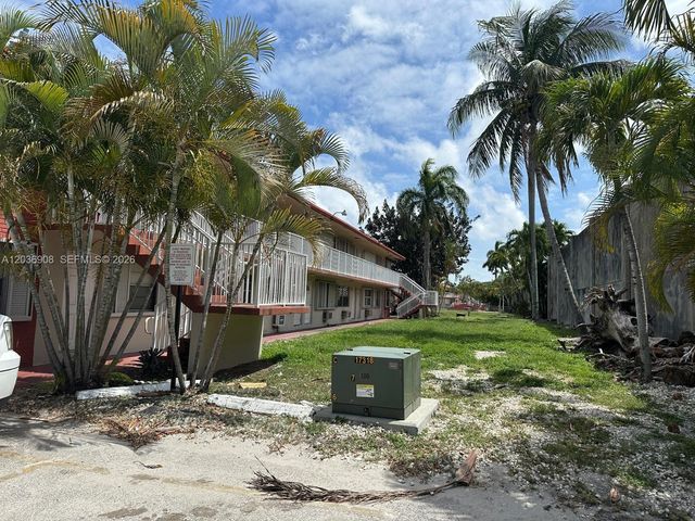 2916 Funston Street 47A, Hollywood, FL 33020