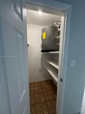 2916 Funston Street 47A, Hollywood, FL 33020