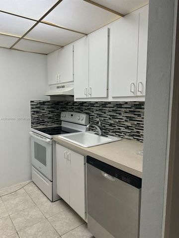 2916 Funston Street 47A, Hollywood, FL 33020