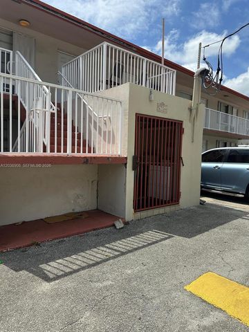 2916 Funston Street 47A, Hollywood, FL 33020