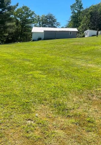 200 Brown Hollow Road, Hustonville, KY 40437