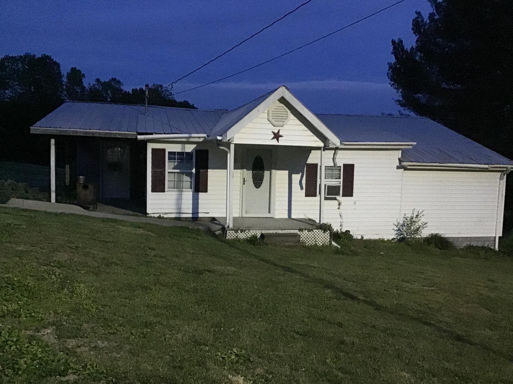 200 Brown Hollow Road, Hustonville, KY 40437