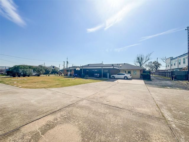 719 E Whitney Street, Houston, TX 77022