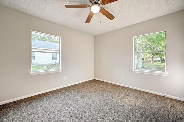 515 Bluebonnet Drive, La Marque, TX 77568
