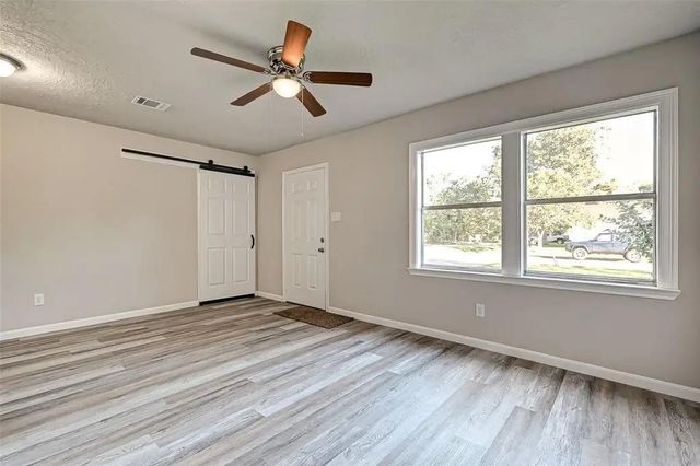 515 Bluebonnet Drive, La Marque, TX 77568