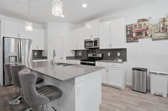 2942 CAMDEN WAY, Davenport, FL 33837