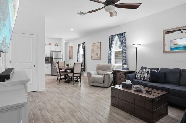 2942 CAMDEN WAY, Davenport, FL 33837