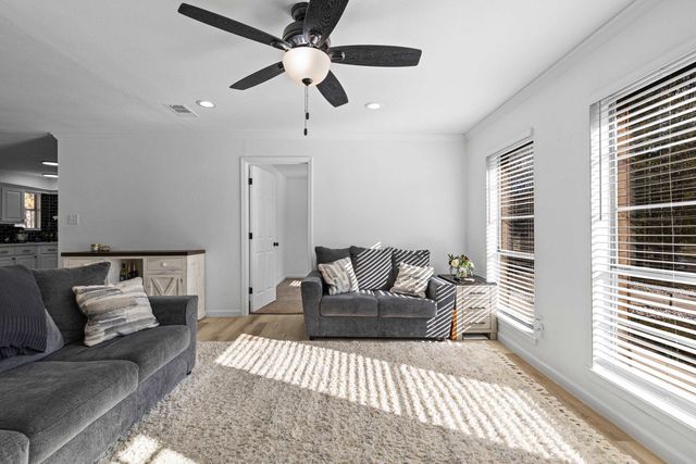 1313 Annette Dr., Longview, TX 75604