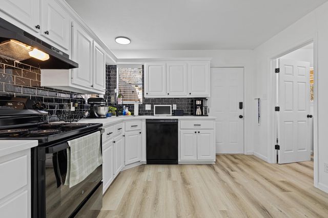 1313 Annette Dr., Longview, TX 75604