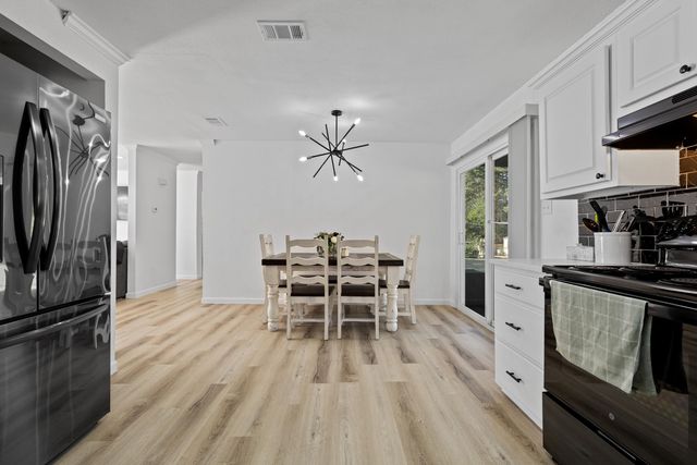 1313 Annette Dr., Longview, TX 75604